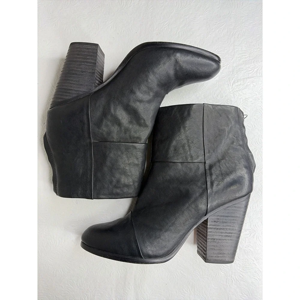 Rag & Bone Newbury Rear Zip Block Heel Ankle Boots Size 39.5 Almond‎ Toe